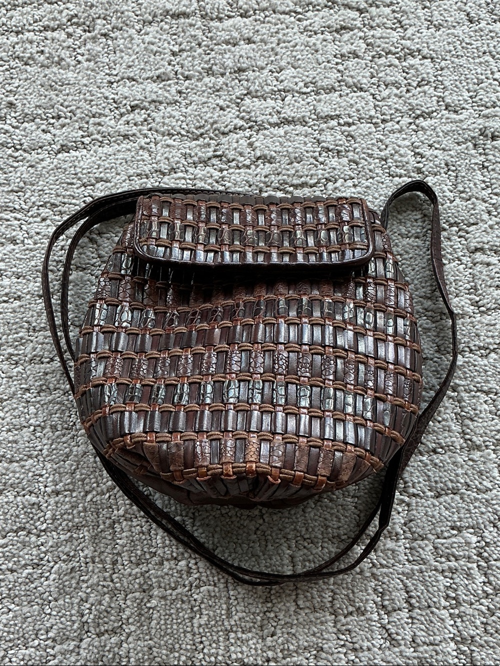 Vintage Sharif woven leather crossbody bag